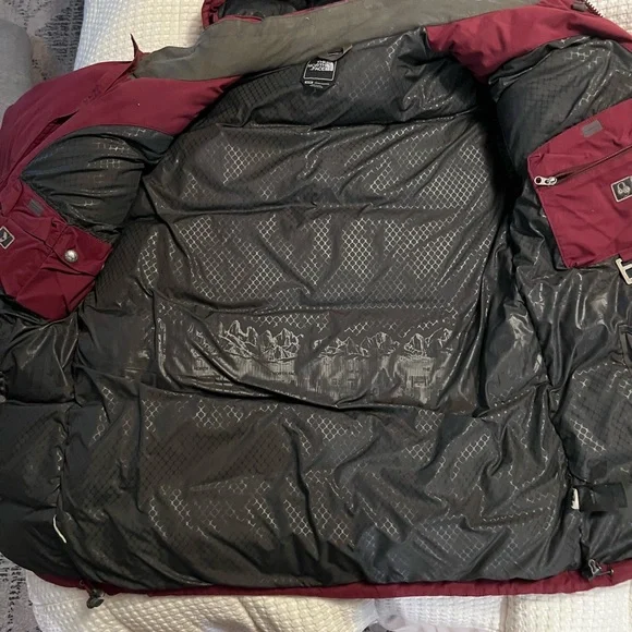The North Face Gray Quilted Jacket - Picture 3 of 7